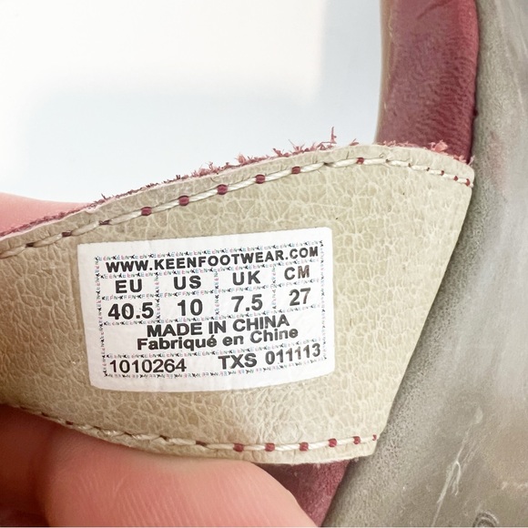 Keen Women’s Emerald City Red Sandal Size 10 - Picture 8 of 8